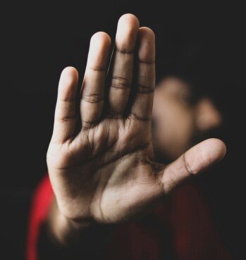 Umfrage zu Anfeindungen gegen sexuelle Bildung