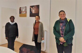 Anja Kofbinger (Bündnis 90/ Die Grünen) besucht die Berliner Koordinierungsstelle gegen FGM_C
